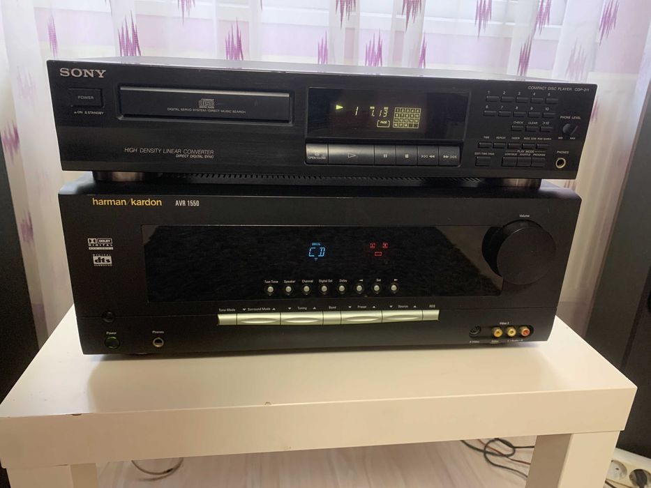 Statie Karman Kardon AVR 1550. cadou Cd player