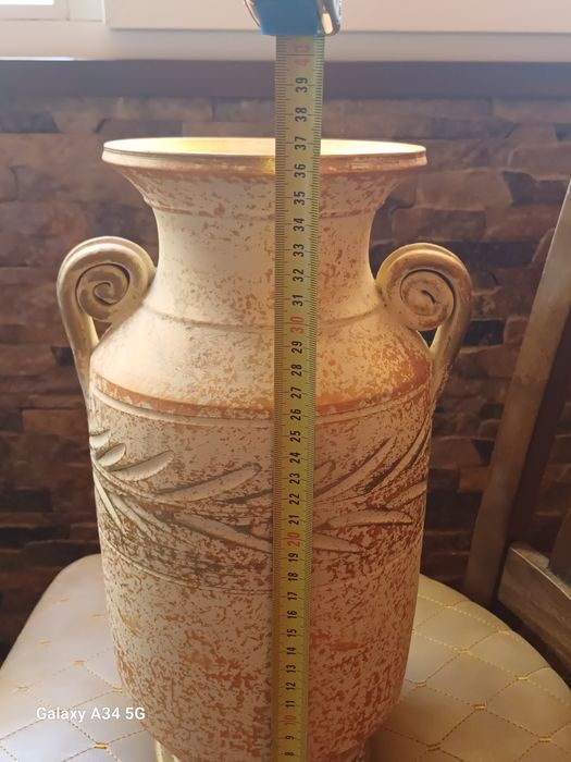 Керамична стара ваза