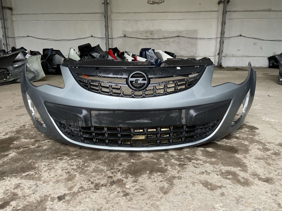 Предна броня за Opel Corsa D Опел Корса Д 2011-2015г