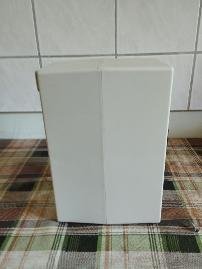 Продаю UPS б/у без аккумуляторов.