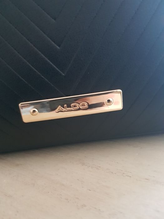 Geantă ALDO, Nouă