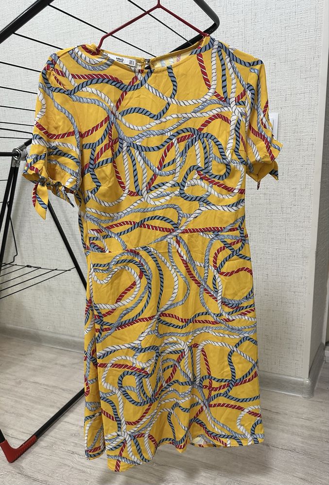 Женские платья Mango
