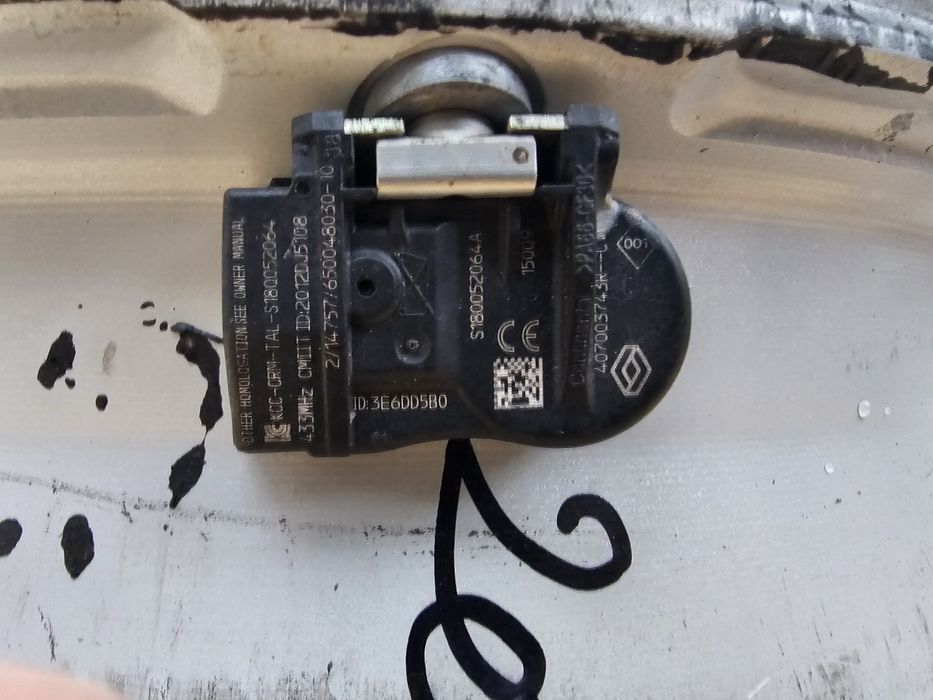 Jante aliaj 16" Renault cu senzori de presiune