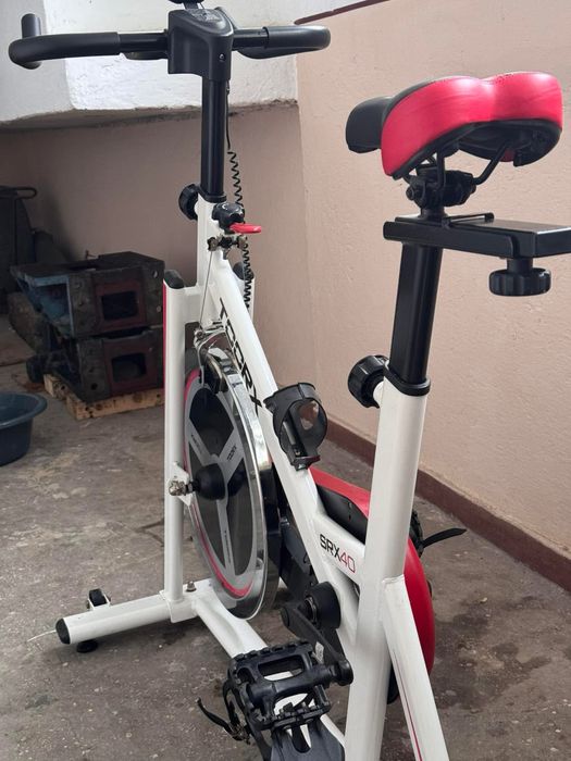 Vând bicicletă de spinning TOORX SRX-40