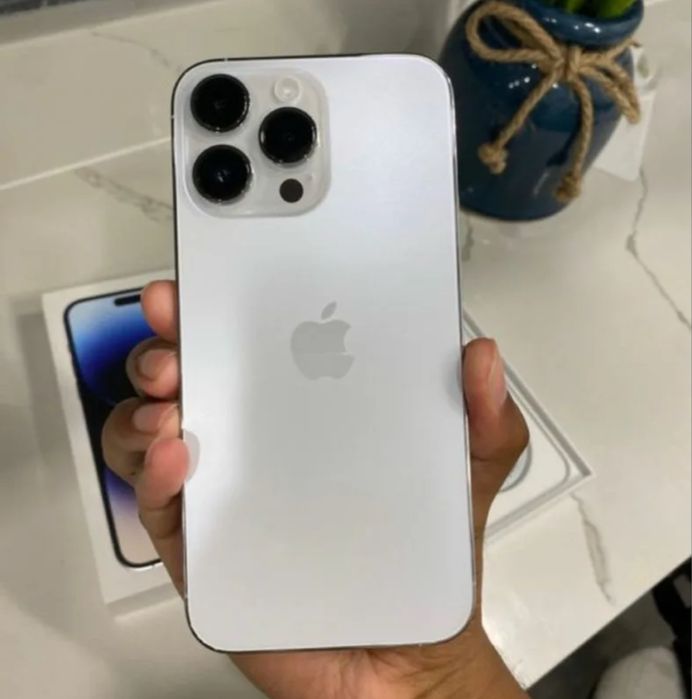 Iphone 12 pro max 250 000