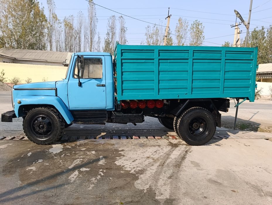 GAZ 3307  sotiladi