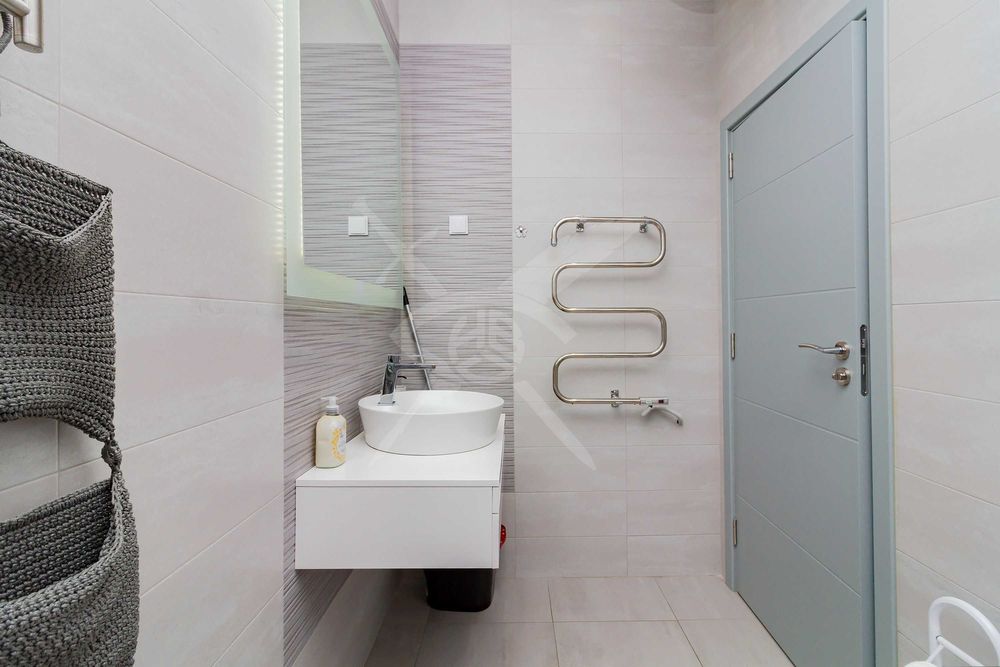 Продава се Многостаен апартамент в София, Център - 130 кв.м за 2693 €/кв.м - Снимка #4