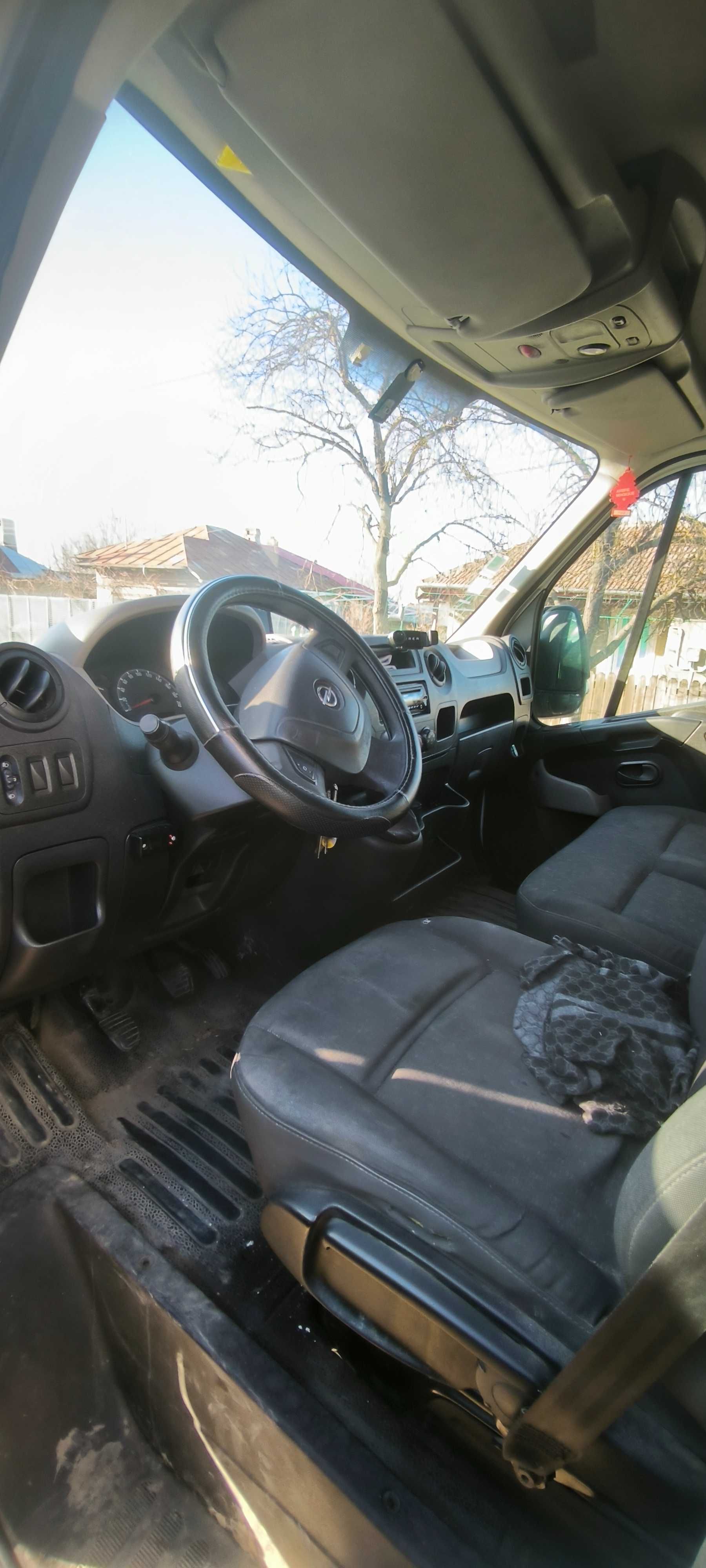 Opel Movano 2012 cub