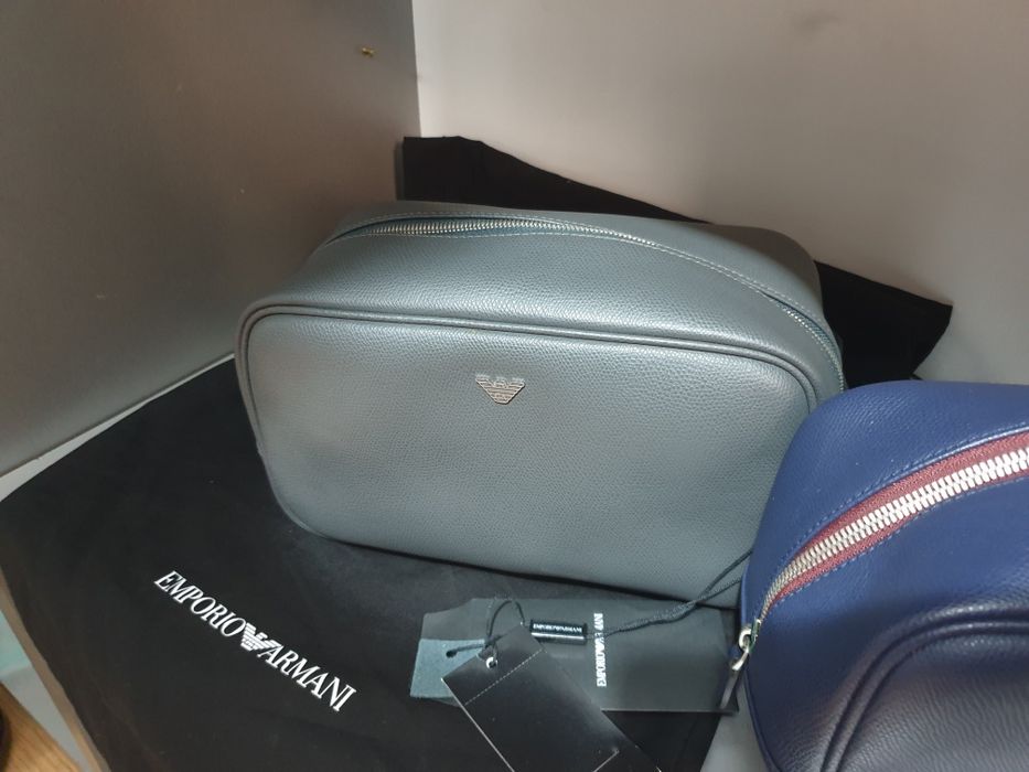 Geanta mâna Emporio Armani