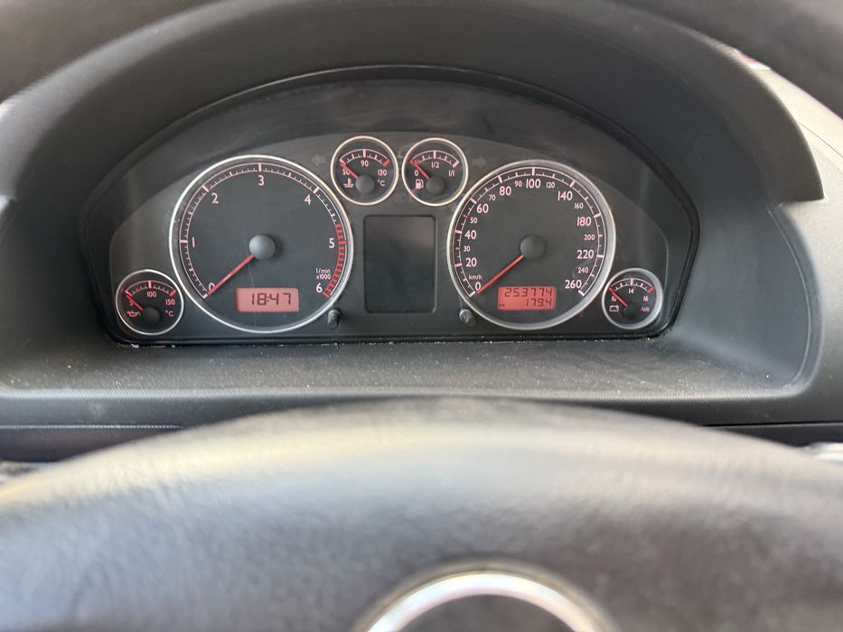 Vand sau schimb Seat Alhambra