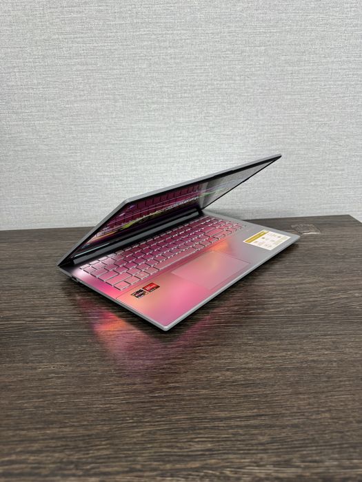 14-Го Поколения Asus VivoBook Ryzen-5 (Core i7) с 15.6 OLED Дисплеем!