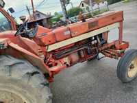 Dezmembrez tractor international 844