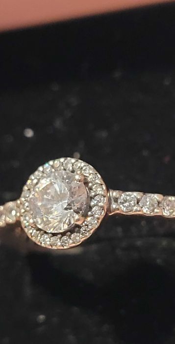 Inel Pandora din argint cu halo si cubuc zirconia