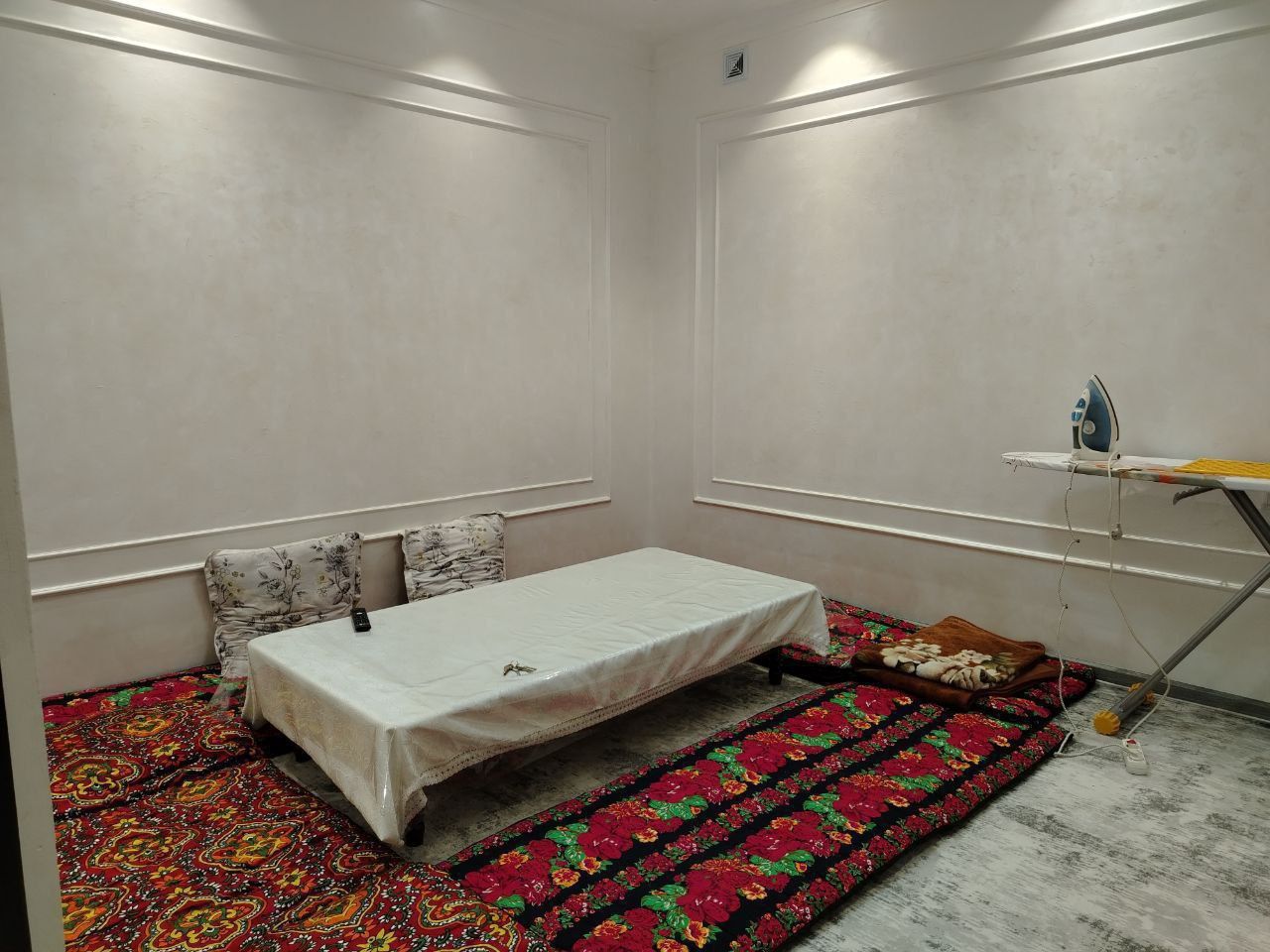 Sheriklikka kvartira:
Manzil:Sergeli 3-bekat."GREEN HAUSE UYLARI"
Kimg