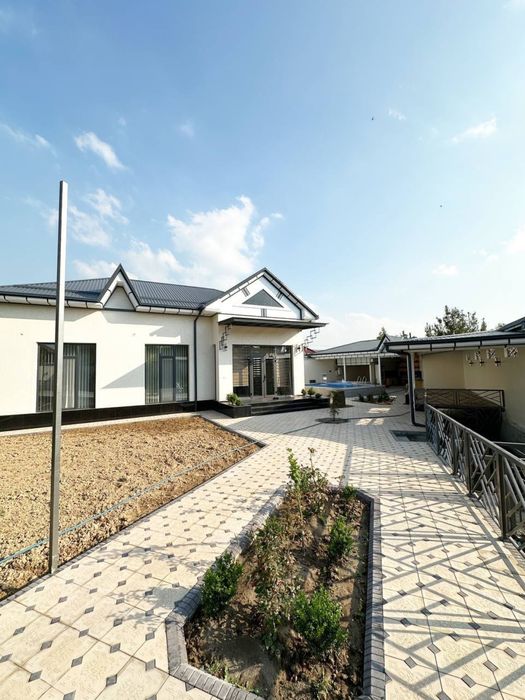 Срочно здаеться в Аренду участок 3-комнатная в городе Чирчик Акаваке