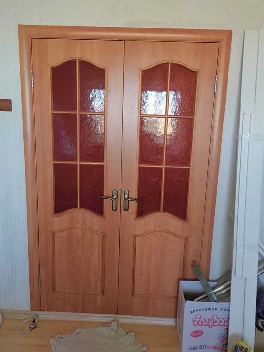 Продам двери межкомнатные б/у , в отличном состоянии