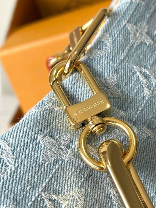 Geanta Louis Vuitton Coussin BB