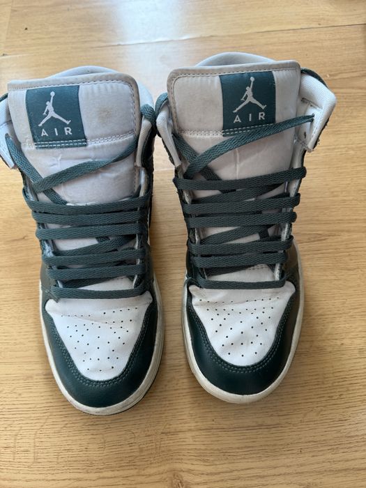 Adidasi Jordan, in conditii bune