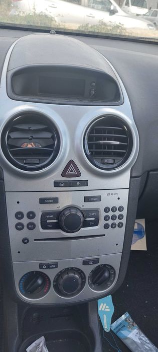 Opel Corsa 1,2 i , Опел Корса Д на части!
Октомври 2009