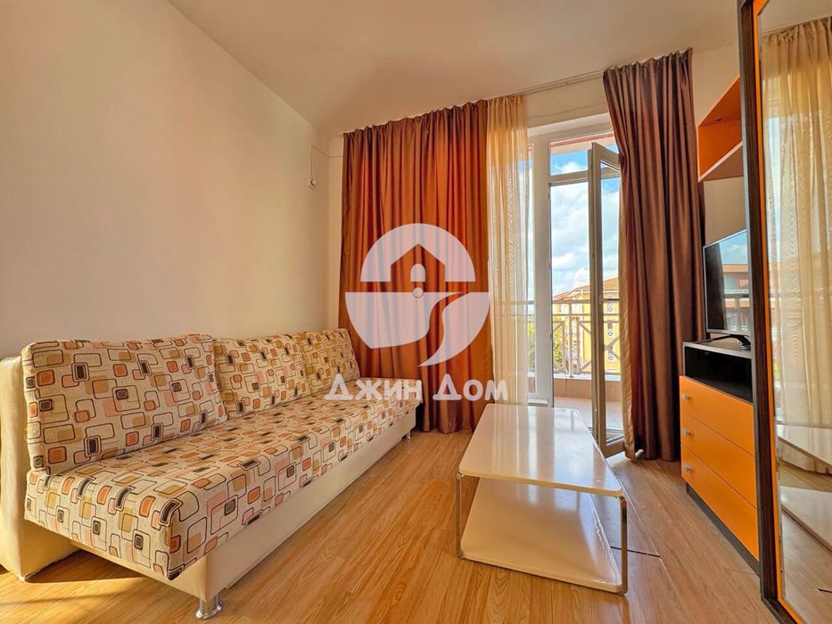 Двустаен обзаведен апартамент в к-с „Съни Дей 6“, к.к. Слънчев бряг