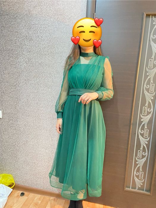 Платья  вечерние и повседневные