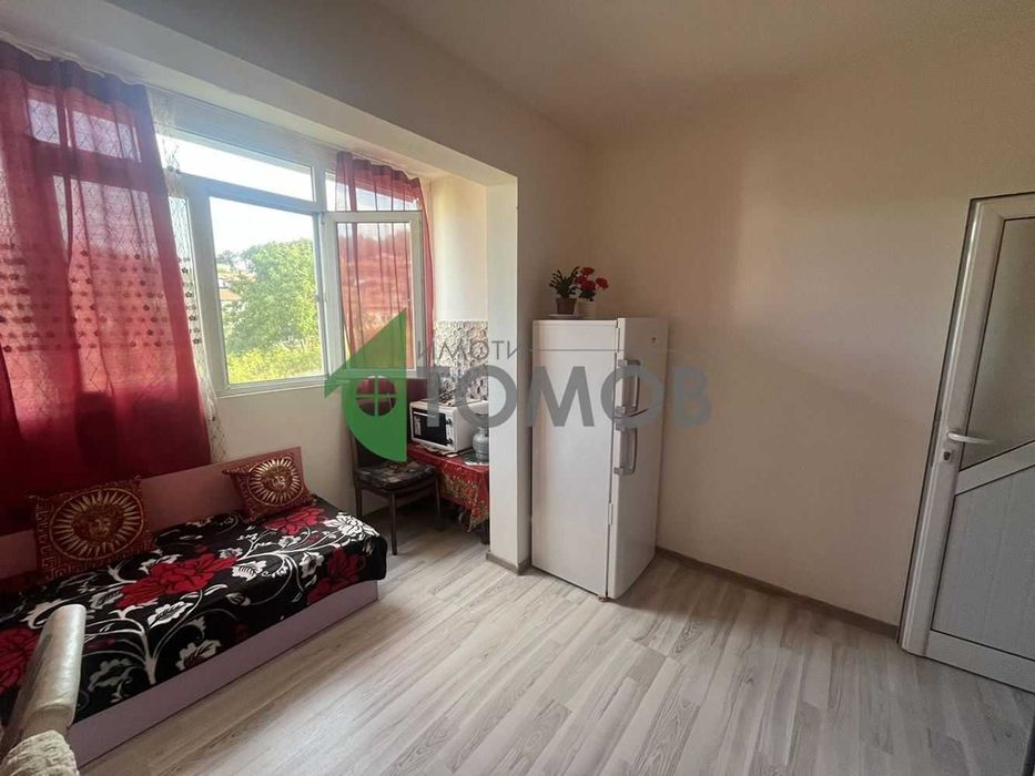 Продава се Едностаен апартамент в Шумен, Център - 48 кв.м за 1010 €/кв.м - Снимка #2