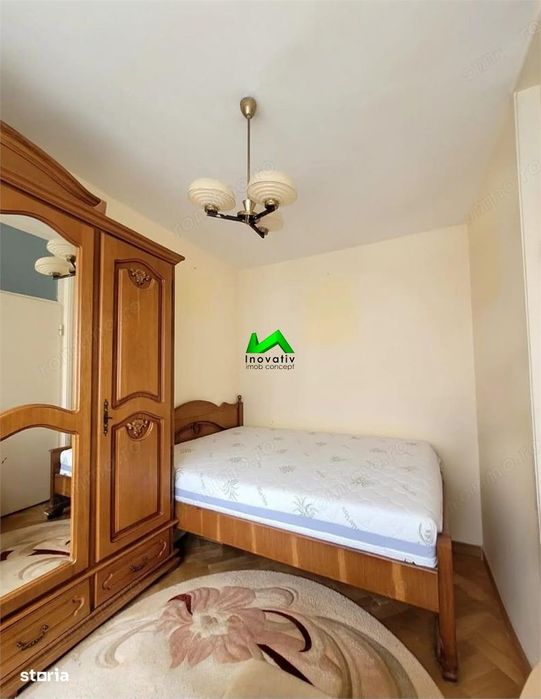 Apartament de vanzare 2 camere balcon Sibiu Cedonia