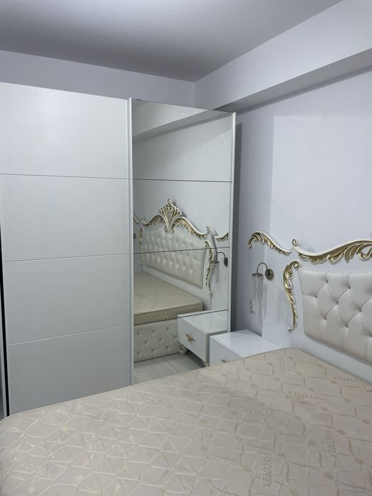 Inchiriez ap 2 camere decomandate zona mall Promenada ..