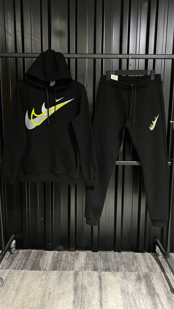 Мъжки спортен екип Nike