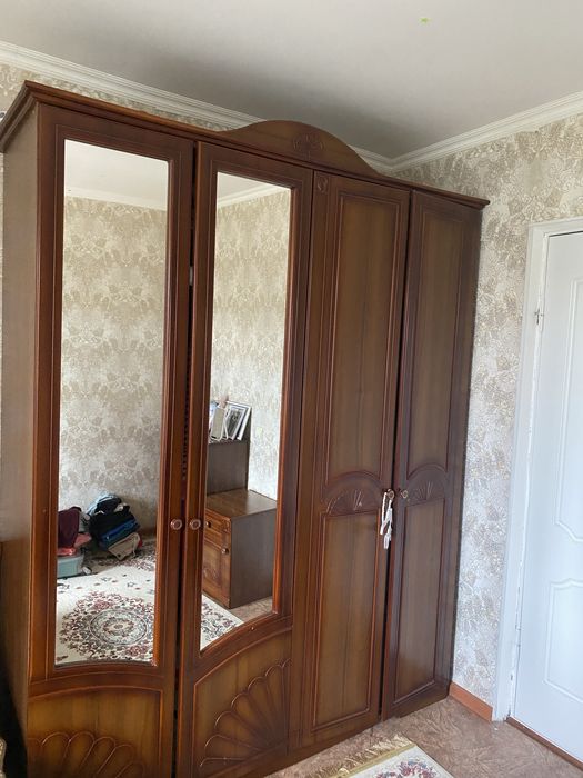 Продам Спальный Гарнитур, в отличном состоянии