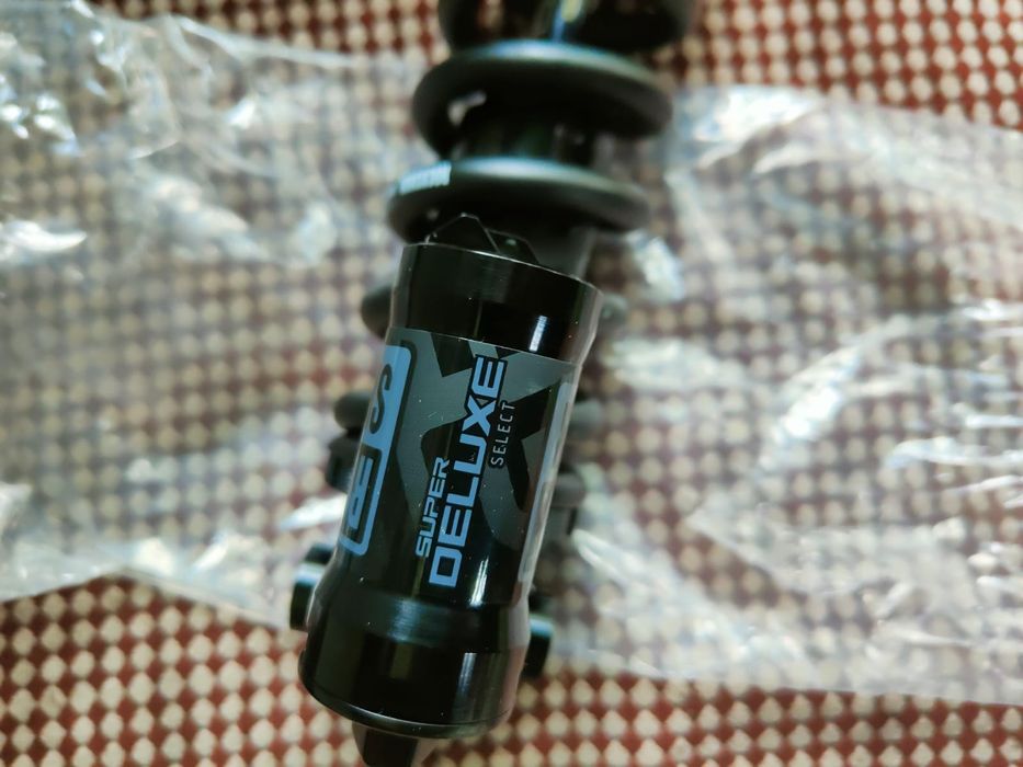 Suspensie Rockshox Superdeluxe select