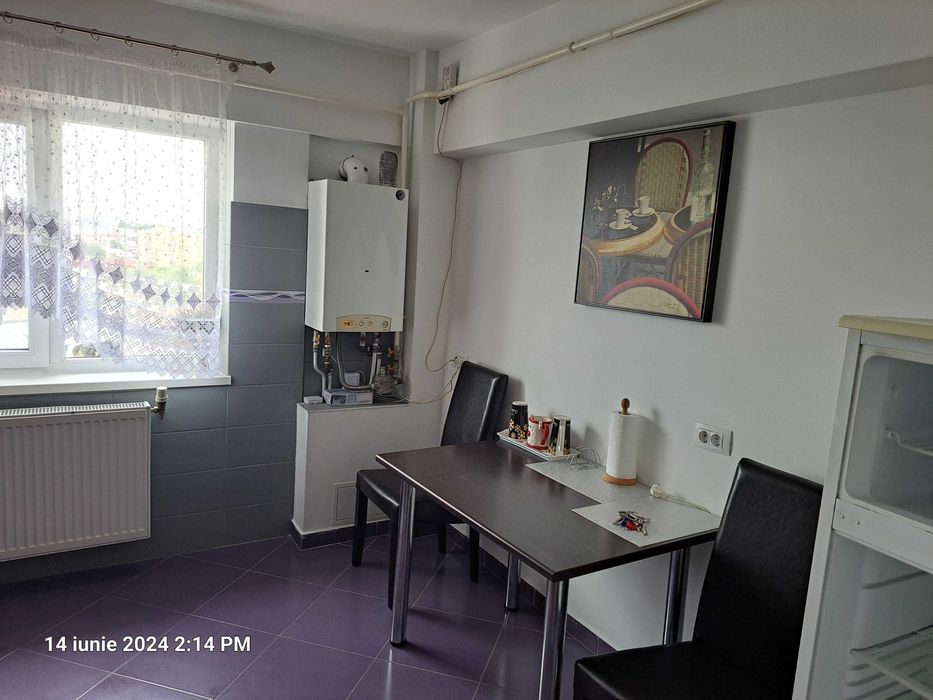 Ofer spre inchiriere apartament doua camere zona spital