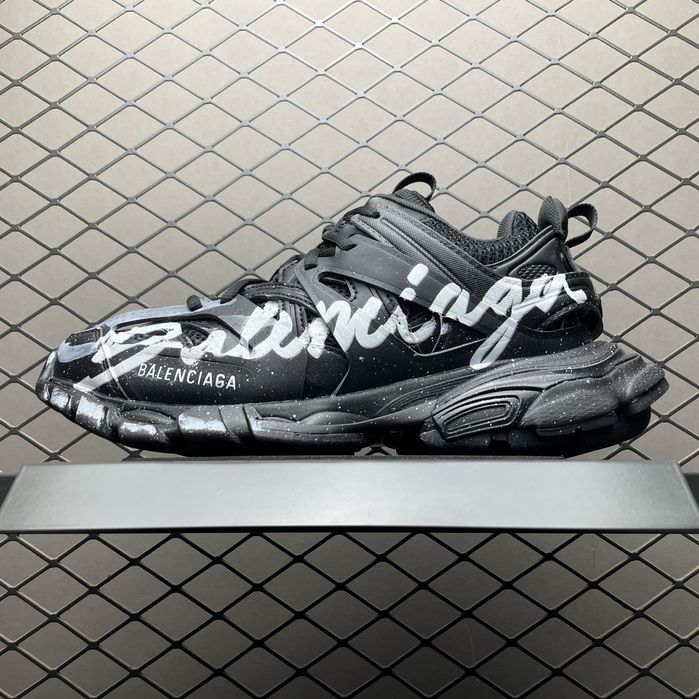 Balenciaga track