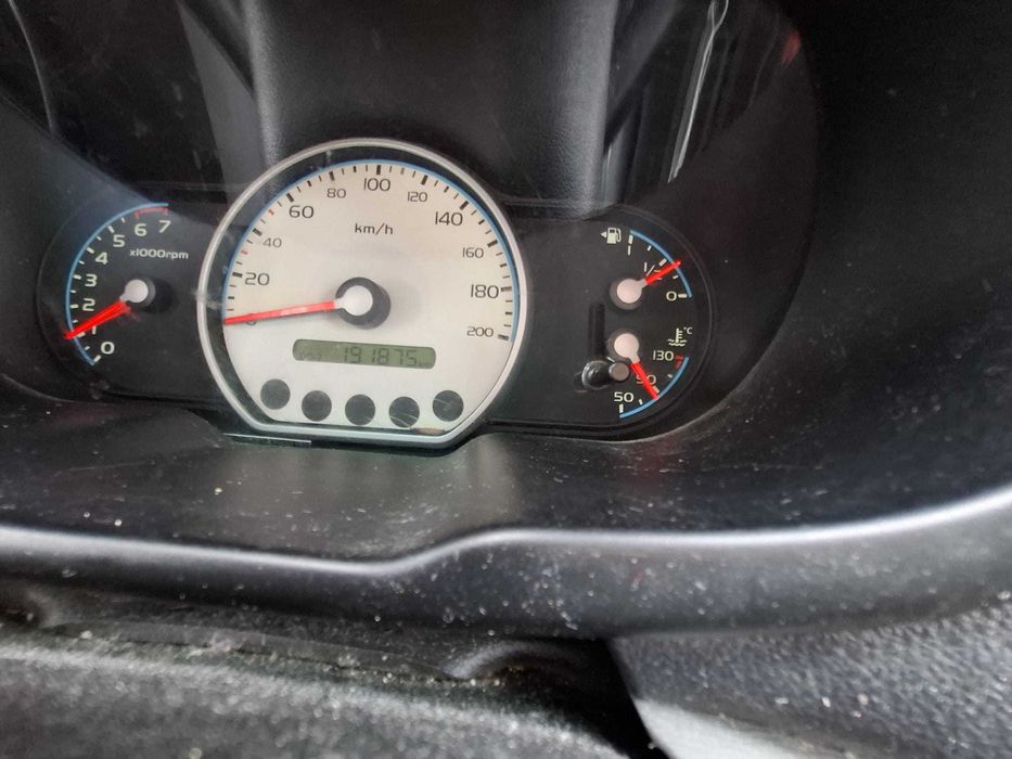 Vând Hyundai I10 2008