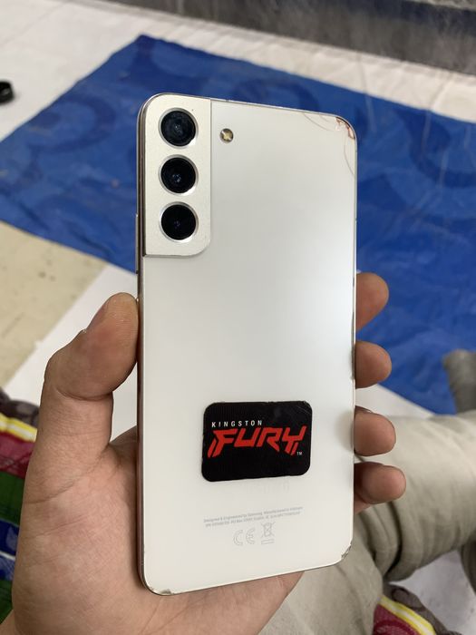 Samsung Galaxy S22 +
