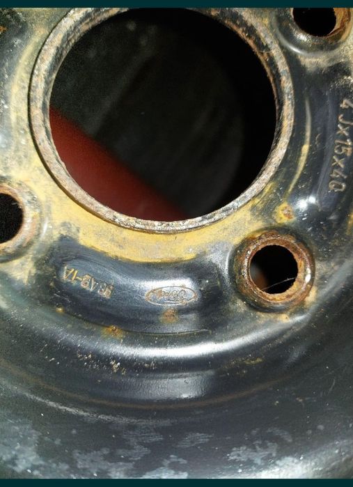 Rezerva știm BMW și Ford