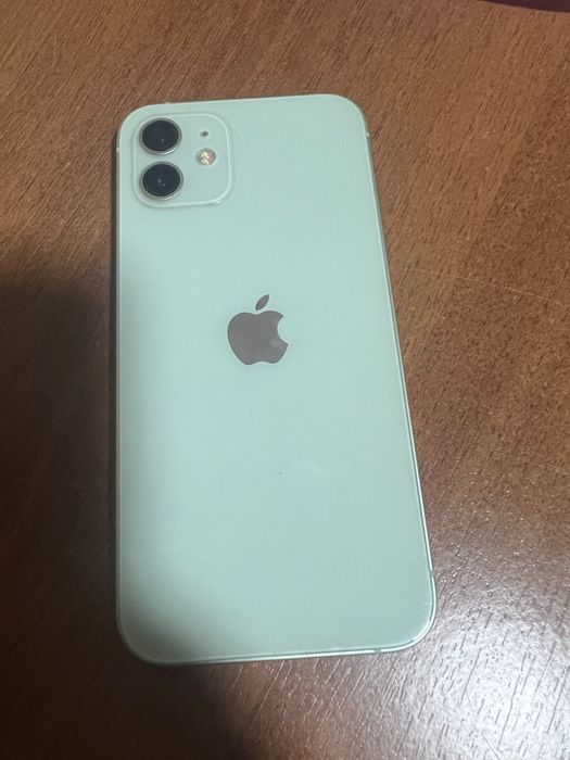 Vand sau schimb iphone 12