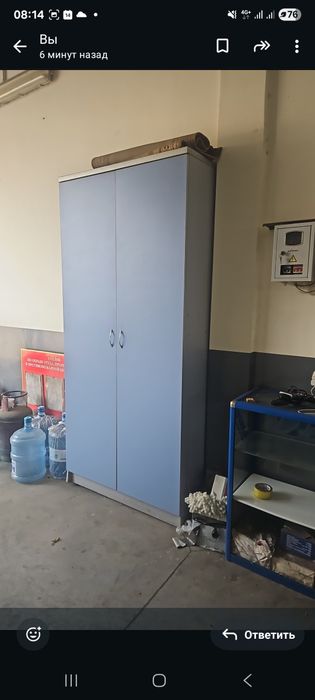 Срочно продам столы, шкаф, тумбочки