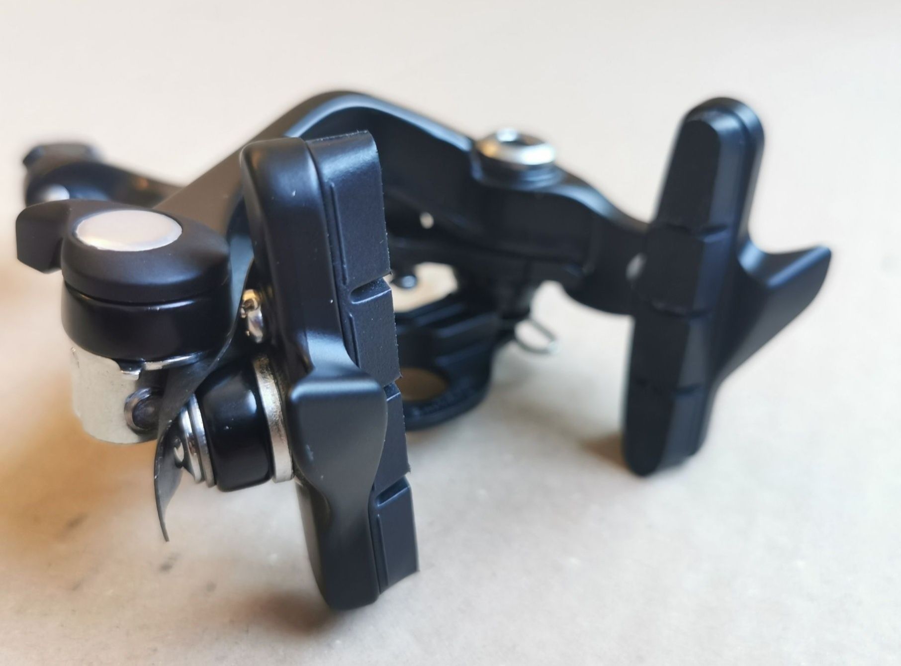 Шосейна спирачка Shimano 105 5800 F Direct Mount за колело / велосипед