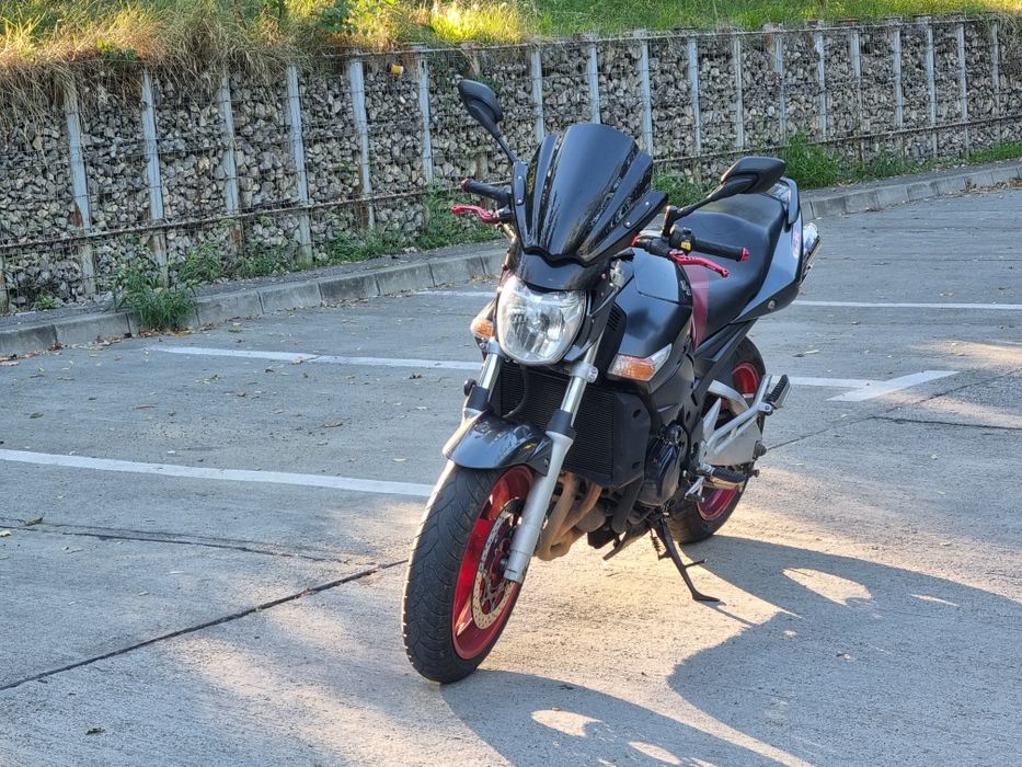 Suzuki gsr600 yoshimura