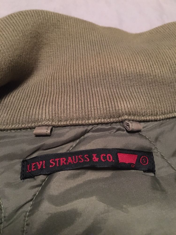 Geaca Levi strauss masura S