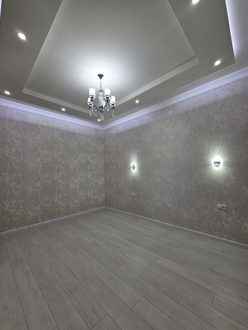 Бий ИНХА, Военный госпиталь, Коттедж 3 уровня. 400м²