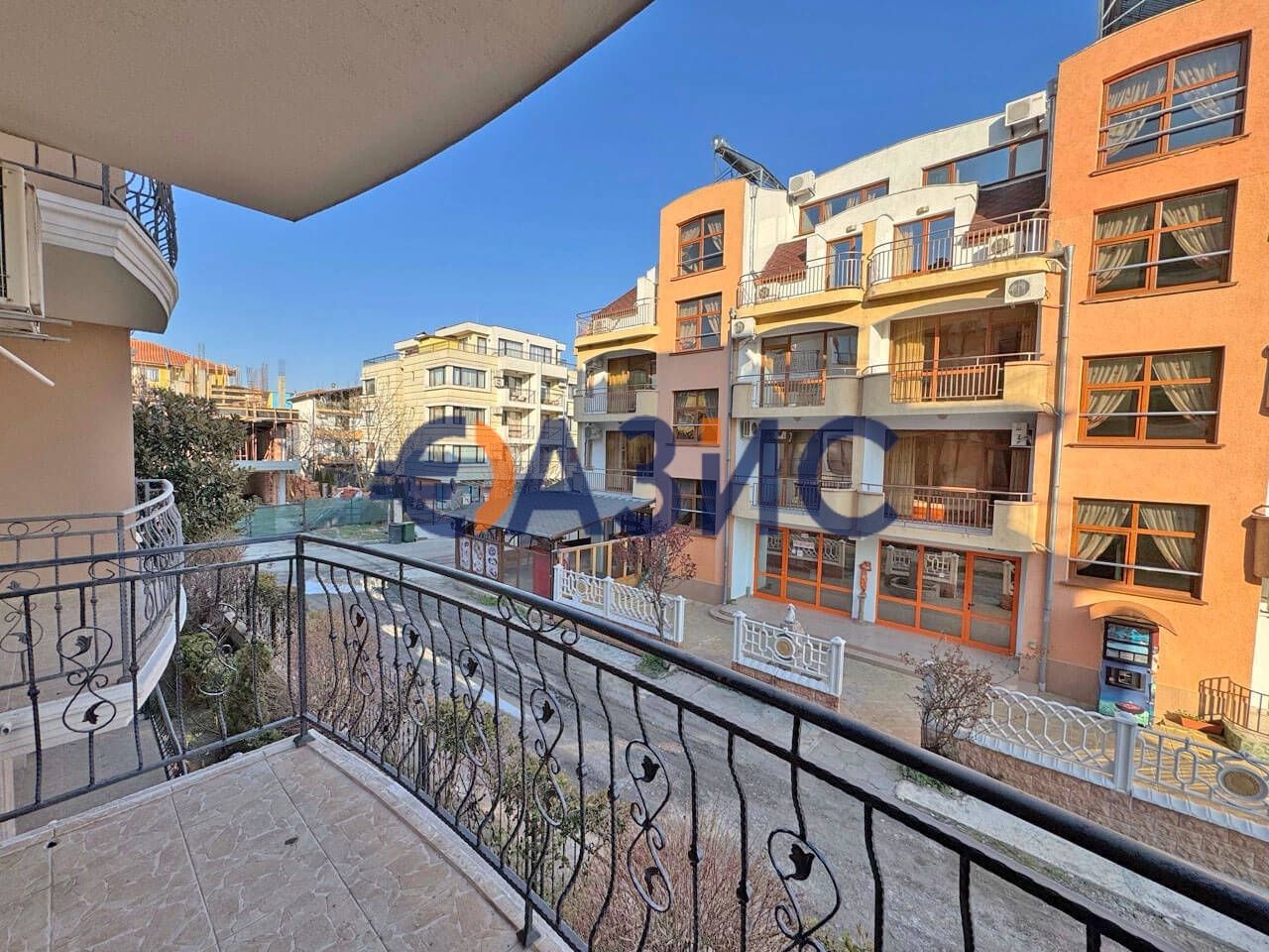 Продава се Тристаен апартамент в с. Равда, Област Бургас - 85 кв.м за 1365 €/кв.м - Снимка #8