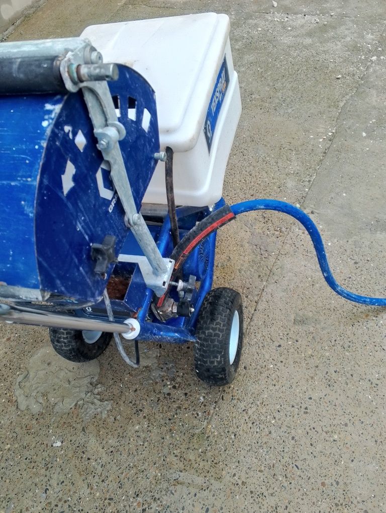Graco APX 8200 airless pump