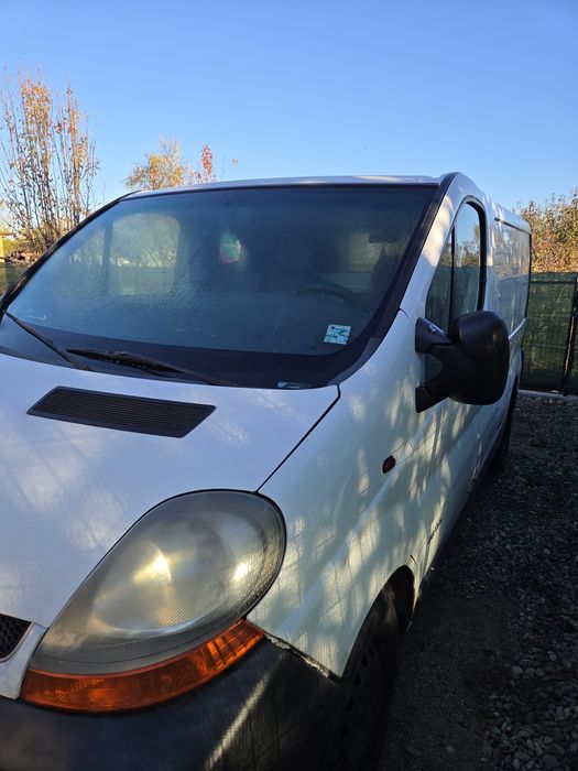 Renault Trafic  2003 ( ca vito transporter opel vivaro )