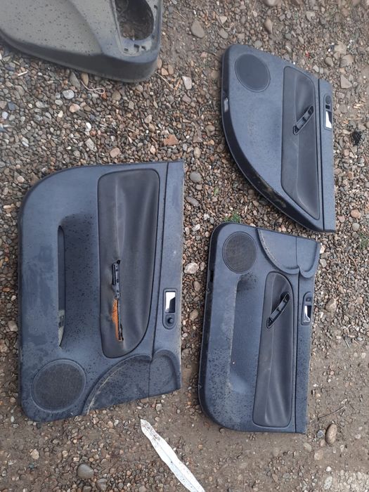 Fete de usi passat touran audi a4 bmw x3 e46 e60 astra j seat exeo