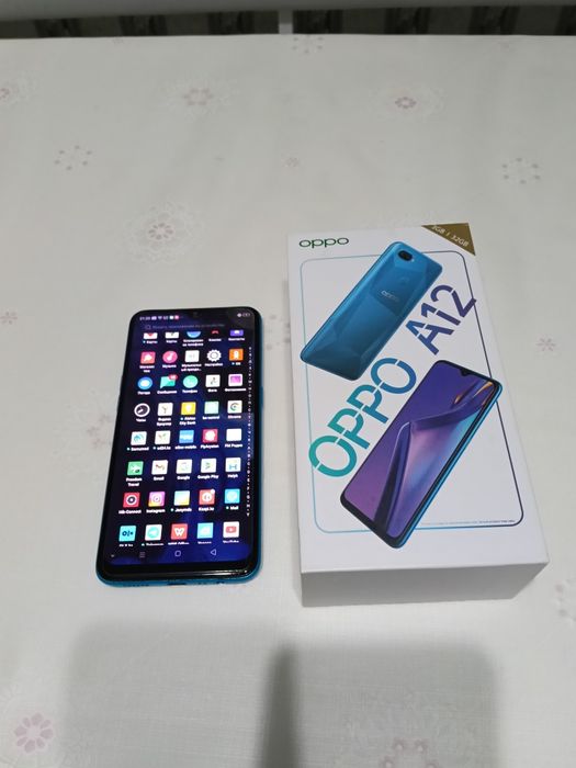 Продается телефон  oppo A12.