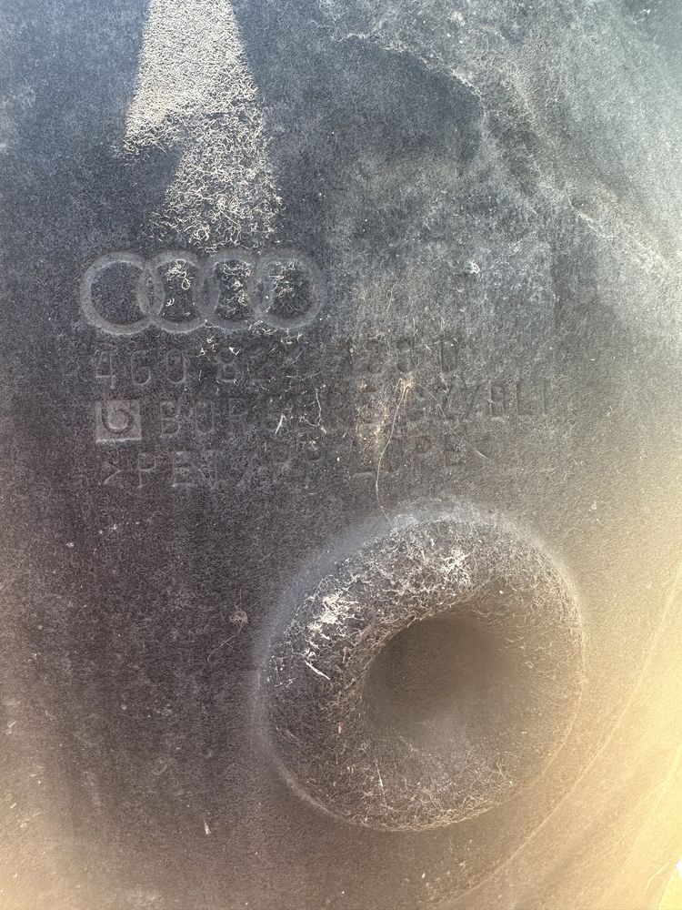 Преден ляв подкланик AUDI A6 C7 4G 4G0821133D