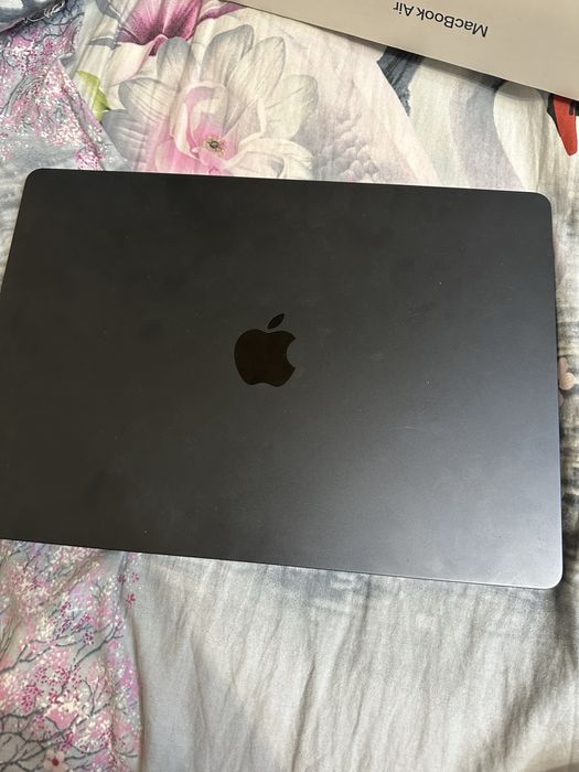 MacBook Air 15 M2 8gb/512gb