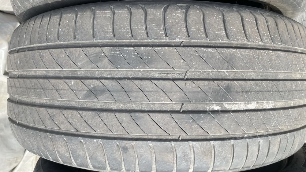 Летни гуми Michelin 235/45/R18